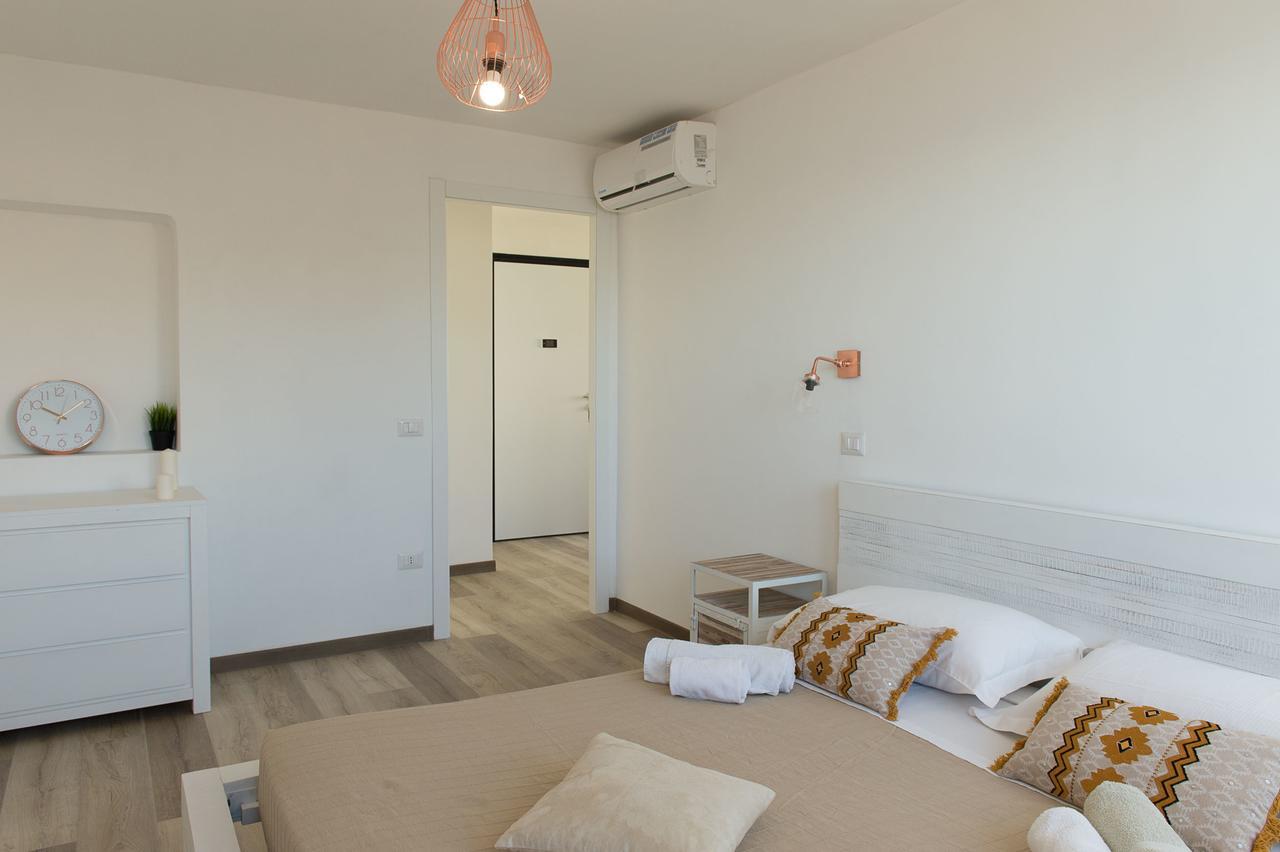 Ostia Holiday Mykonos Εξωτερικό φωτογραφία